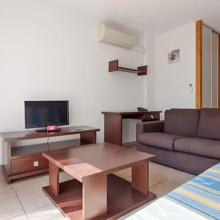 Zenitude Hotel-residences Six-fours Aparthotel Les Playes