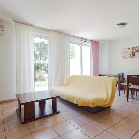 Zenitude Hôtel-résidences Six-fours Apartahotel *